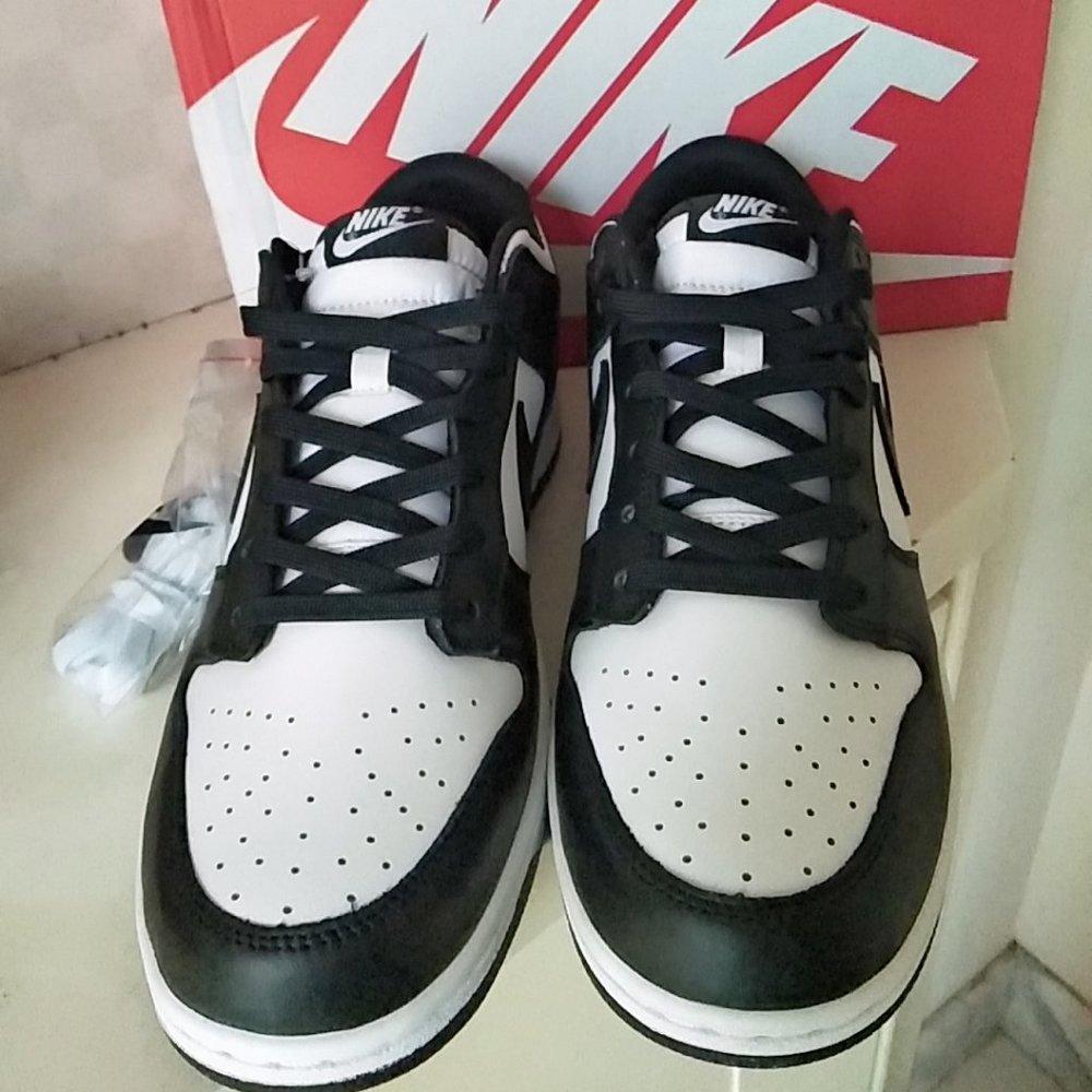 Wmns Dunk Low 'Black White'